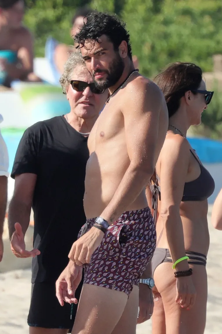 Svi su gledali u njezinu guzu: Slavni tenisač toliko nije mogao odoljeti svojoj curi da je ne&scaron;to morao napraviti