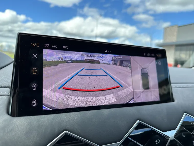 Kamera je dobre rezolucije, a nudi i pregled od 360 stupnjeva