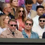 Brad Pitt zasjenio meč Novaka Đokovića: Glumac 'zračio' s tribina, a društvo mu pravila poznata faca Hollywooda