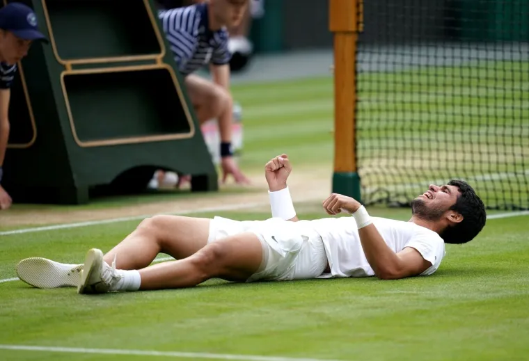 Pogledajte &scaron;to je Alcaraz napravio kada je pobijedio Novaka Đokovića, Kate Middleton mu uručila pehar