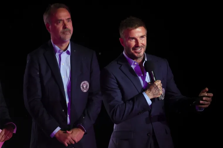 Šou na predstavljanju Lea Messija u novom klubu: Sve je kasnilo, nitko nije ostao suh, a David Beckham se osramotio pred kamerama
