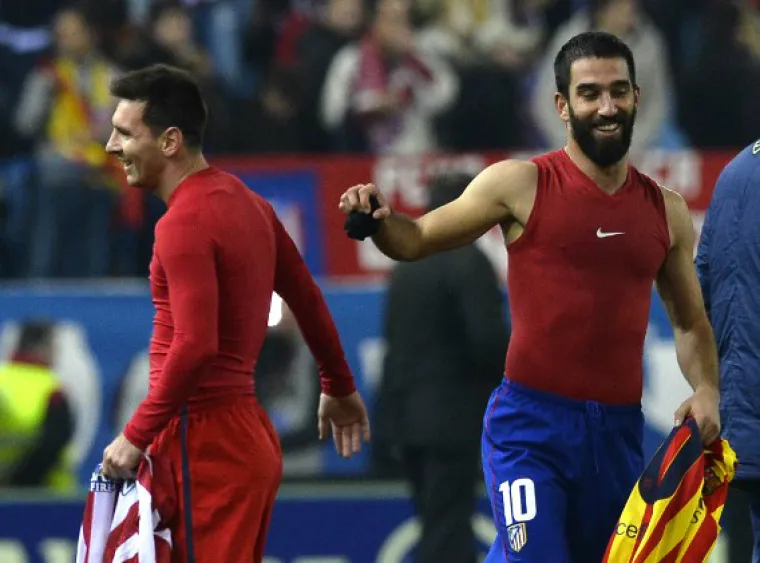 Nekadašnja zvijezda Barcelone izgleda neprepoznatljivo, a dvije godine je mlađi od našeg Luke