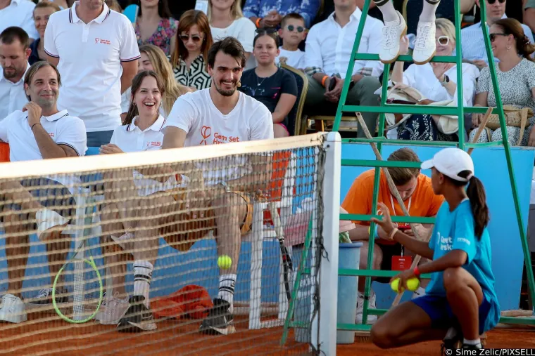 Humanitarni spektakl okupio najveće zvijezde hrvatskog sporta: Pogledajte tko je sve zabavljao mnogobrojnu publiku u Zadru