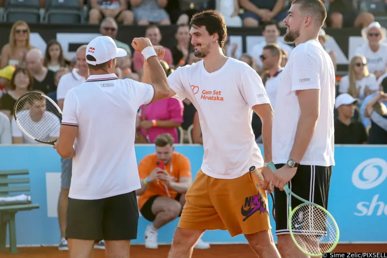 Humanitarni spektakl okupio najveće zvijezde hrvatskog sporta: Pogledajte tko je sve zabavljao mnogobrojnu publiku u Zadru