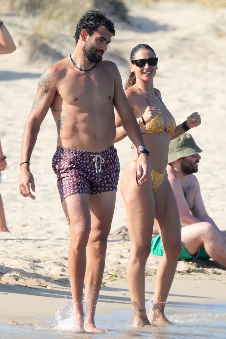 Ona će vam jo&scaron; dodatni podići temperaturu: U provokativnoj pozi gaćice nisu uspjele sakriti njenu malu tetovažu