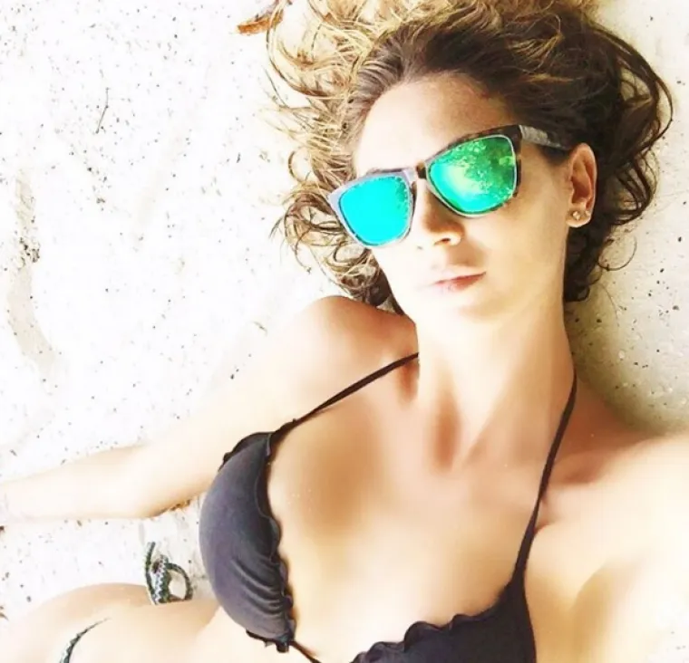 Ona će vam jo&scaron; dodatni podići temperaturu: U provokativnoj pozi gaćice nisu uspjele sakriti njenu malu tetovažu