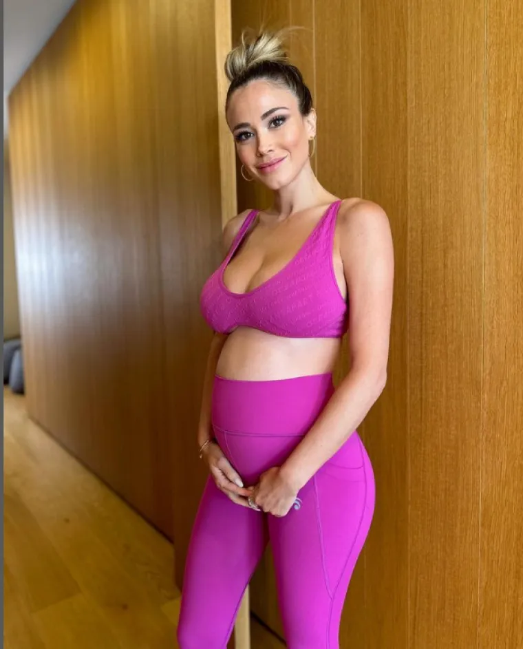 Atraktivna voditeljica zna kako privući pažnju: Tko bi odolio njezinim 'slanim poljupcima'