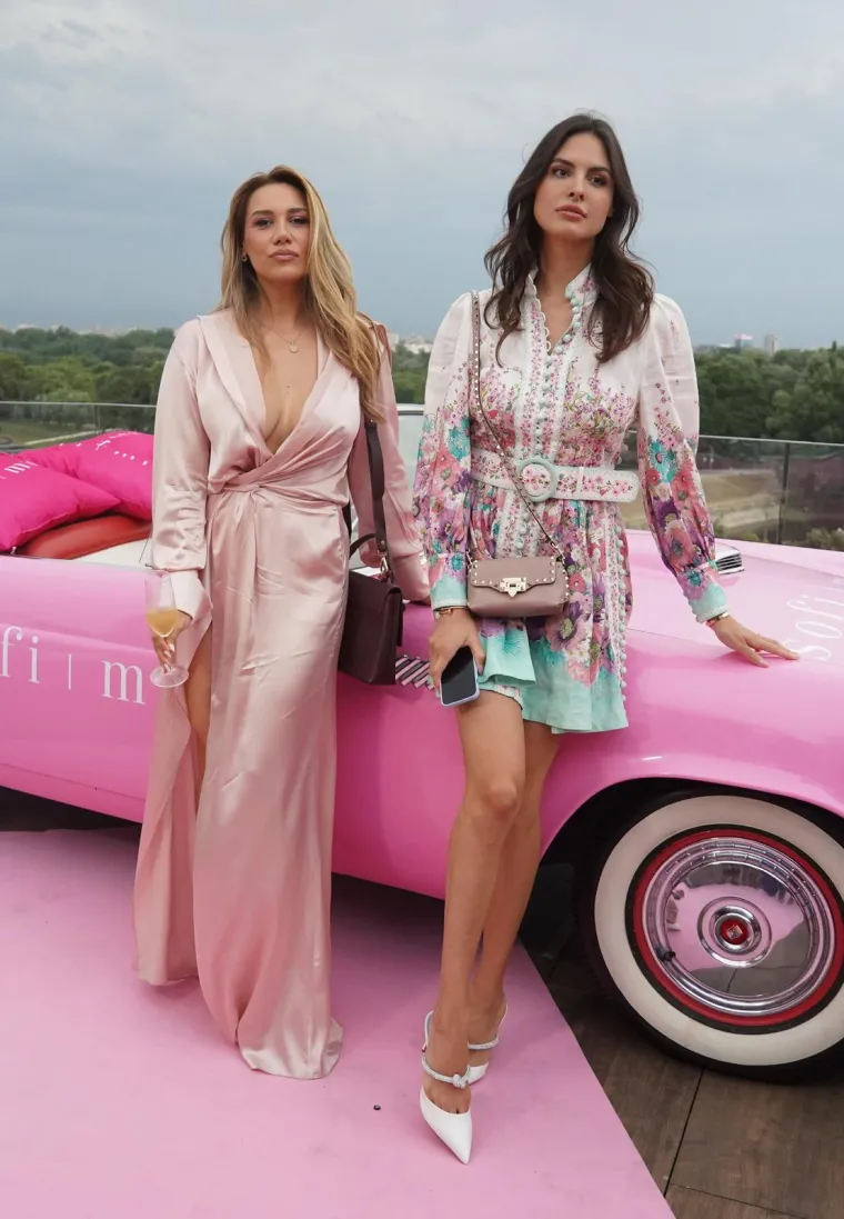 Lili Mitrović, Bojana Kršmanović