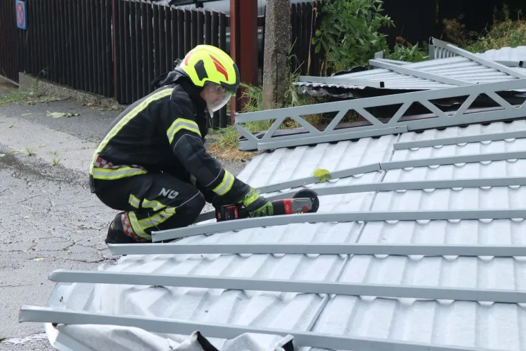 Snimljen dolazak oluje u Zagreb: Pogledajte kako je izgledao prijeteći oblak koji se bliži metropoli