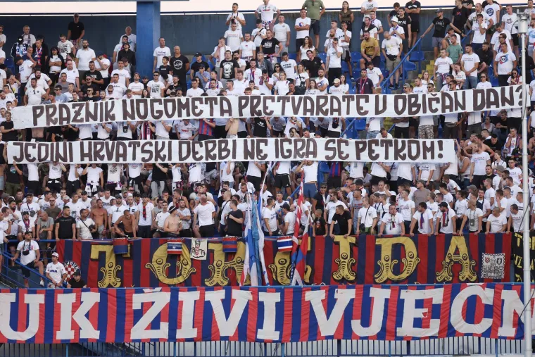 Dinamovci uni&scaron;teni, hajdukovci u sedmom nebu: Pogledajte kako je bilo u Maksimiru nakon &scaron;okantnog raspleta u prvom derbiju sezone