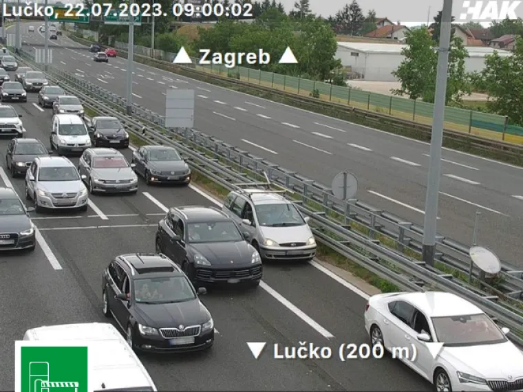 Ogromne gužve i ovog vikenda na putu prema moru: Pogledajte fotografije s HAK-ovih kamera