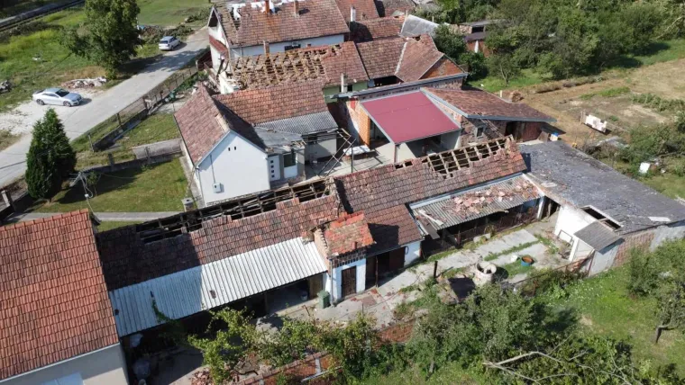 Slavonska su sela devastirana, a o tome kraj Zagreba i Istre ba&scaron; i nije bilo spomena, dok ove tužne slike nisu obi&scaron;le cijelu domovinu