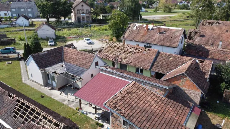 Slavonska su sela devastirana, a o tome kraj Zagreba i Istre ba&scaron; i nije bilo spomena, dok ove tužne slike nisu obi&scaron;le cijelu domovinu