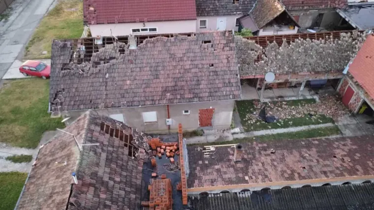 Slavonska su sela devastirana, a o tome kraj Zagreba i Istre ba&scaron; i nije bilo spomena, dok ove tužne slike nisu obi&scaron;le cijelu domovinu