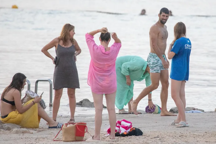 Đoković na svojoj jahti Tara stigao u Hrvatsku! Srpski as odmara u Dubrovniku!
