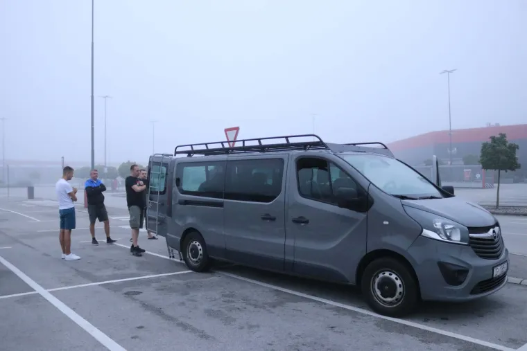 Ekipa iz Zagreba se organizirala i krenula u pomoć razru&scaron;enoj Slavoniji