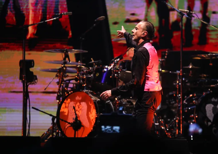 Depeche Mode u spektakularnom nastupu podigao zagrebačku Arenu na noge! Na pozornici proslavili i rođendan