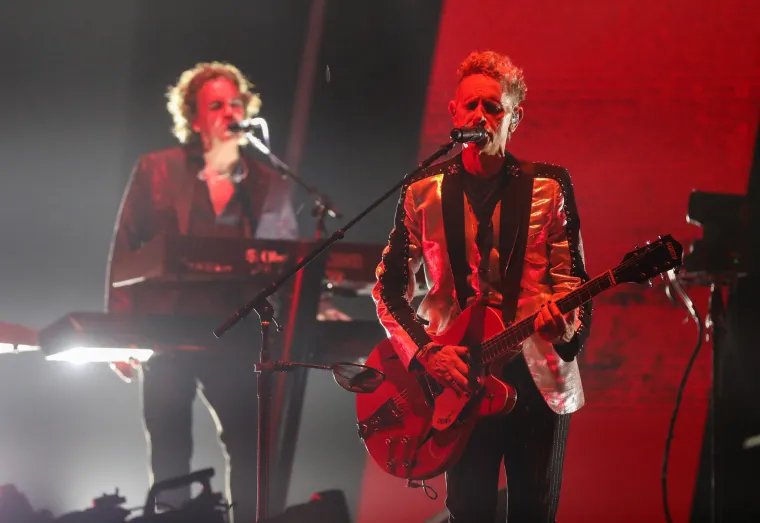 Depeche Mode u spektakularnom nastupu podigao zagrebačku Arenu na noge! Na pozornici proslavili i rođendan