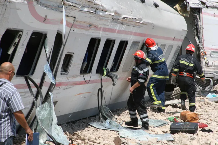 Pro&scaron;lo je 14 godina od najstra&scaron;nije željezničke nesreće u povijesti Hrvatske. Vlak je strugao po stijenama, 'otvorio se pravi pakao'