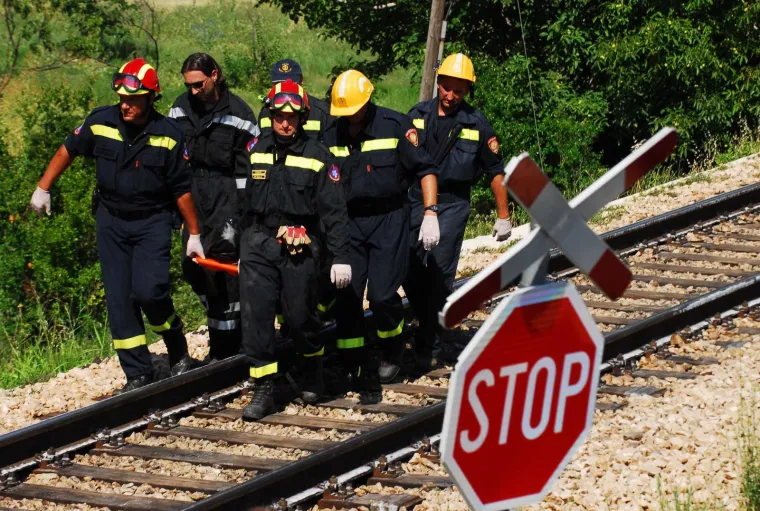Pro&scaron;lo je 14 godina od najstra&scaron;nije željezničke nesreće u povijesti Hrvatske. Vlak je strugao po stijenama, 'otvorio se pravi pakao'