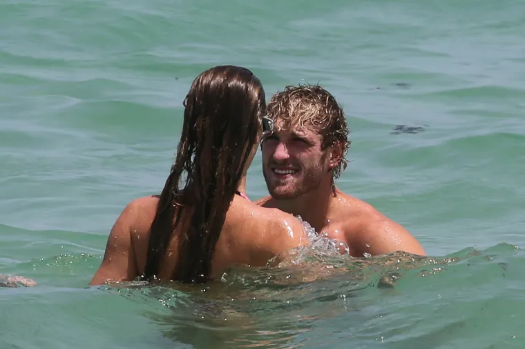 Nina Agdal i Logan Paul 