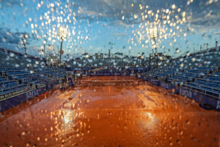 Nevrijeme s obilnom kišom i snažnim vjetrom prekinulo mečeve u Umagu