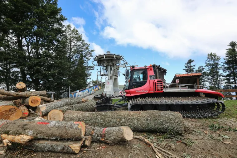PP Medvednica teško stradao u nevremenu. Na kapelicu nije palo ni jedno stablo: 'U 250 godina ovo nije zabilježeno'