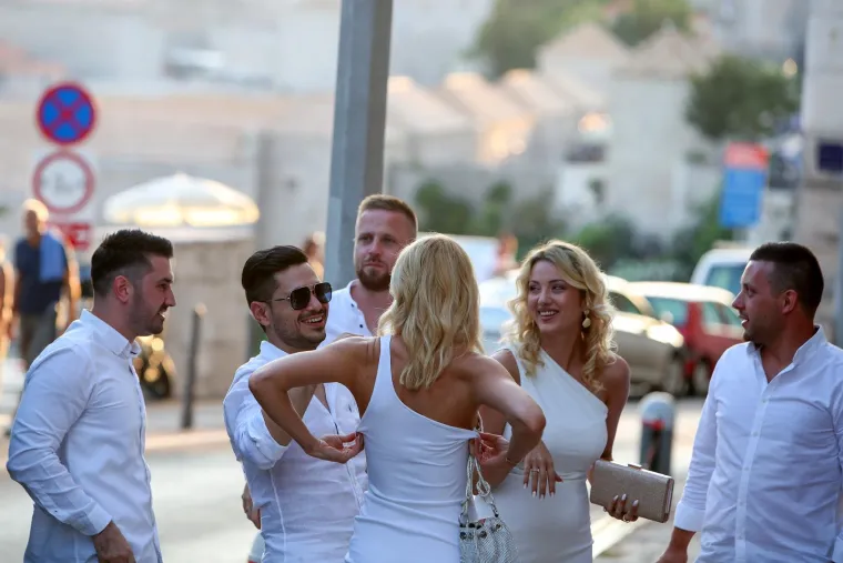 NBA zvijezda izreći će sudbonosno 'Da!' u Dubrovniku: Pogledajte tko je sve stigao od poznatih