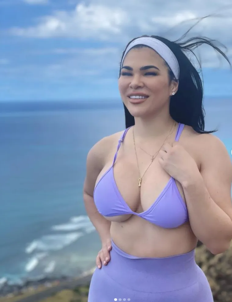 Razbijala je u UFC-u, a sada 'ubija' obožavatelje provokativnim objavama: 'Ilegalno je izgledati ovako'