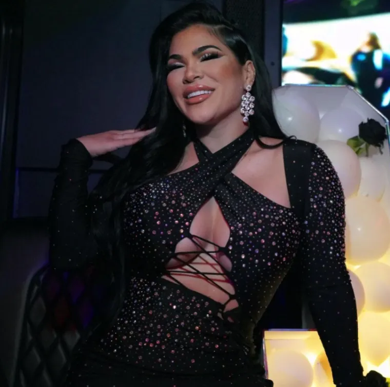 Razbijala je u UFC-u, a sada 'ubija' obožavatelje provokativnim objavama: 'Ilegalno je izgledati ovako'