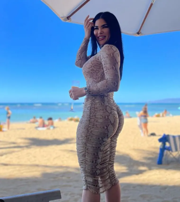 Razbijala je u UFC-u, a sada 'ubija' obožavatelje provokativnim objavama: 'Ilegalno je izgledati ovako'