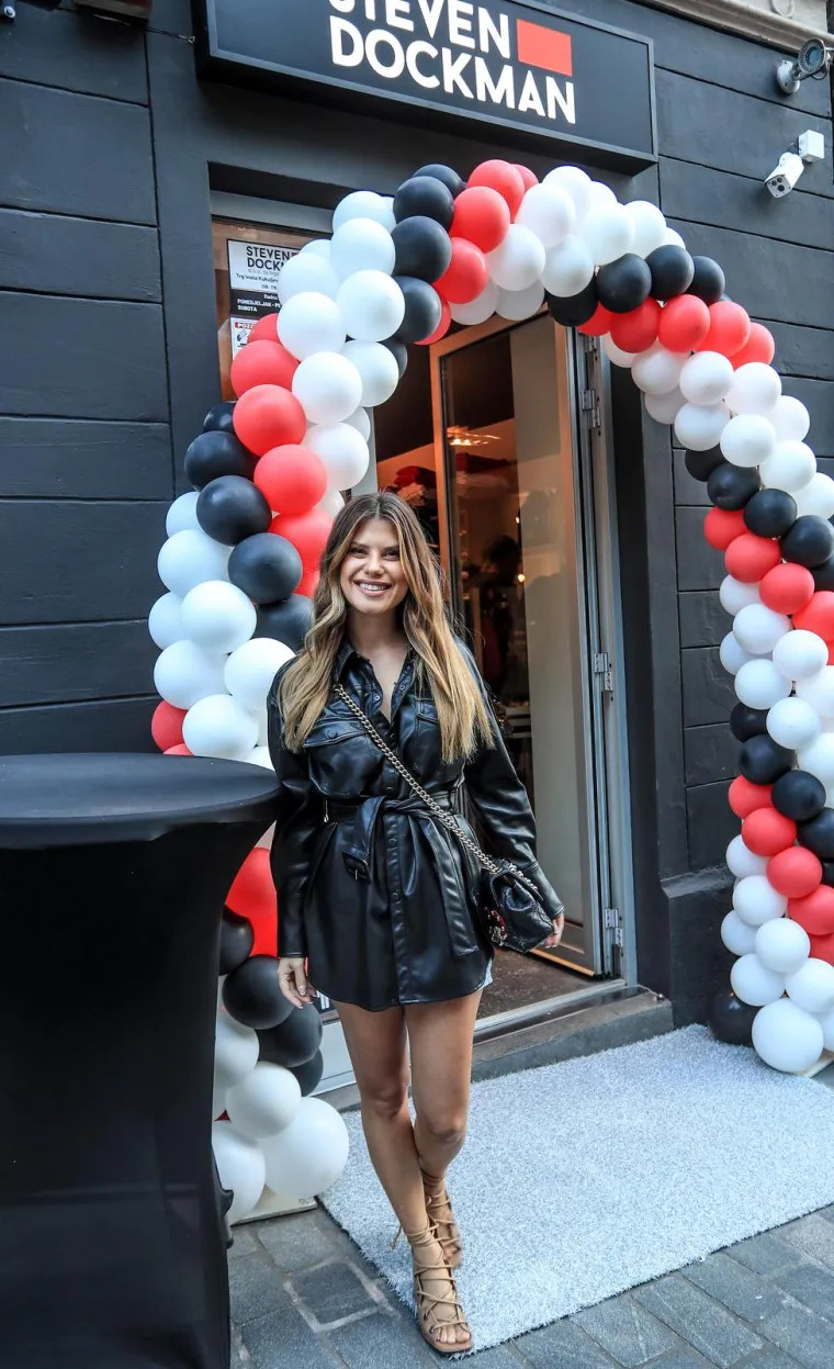 Sada je u fokusu njezin trudnički trbu&scaron;čić, no prije 11 godina svi su slinili nad ovim prizorima mokre Ecije Ivu&scaron;ić