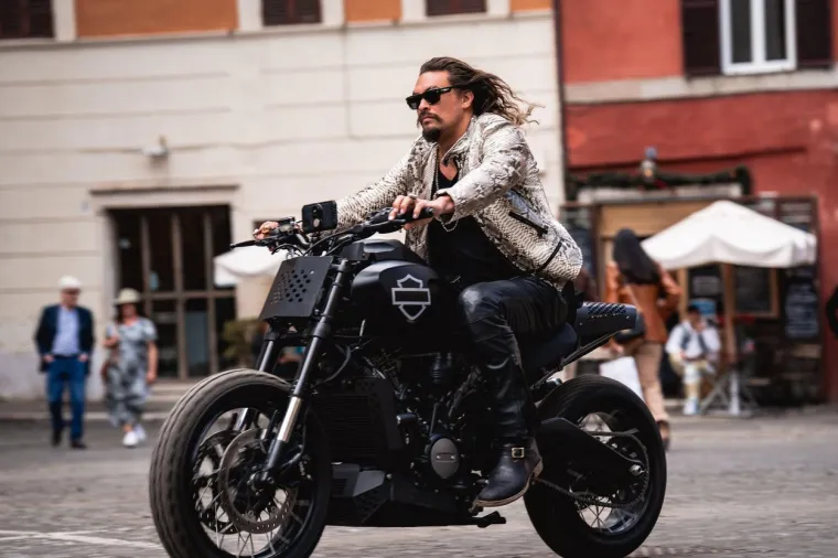 Jason mu nije prvo ime: Fatalni Momoa dugo je ljubio 11 godina stariju, a znate li da je zamalo oženio i ovu glumicu?