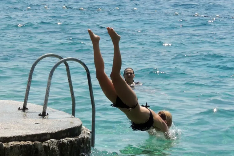 Sada je u fokusu njezin trudnički trbu&scaron;čić, no prije 11 godina svi su slinili nad ovim prizorima mokre Ecije Ivu&scaron;ić