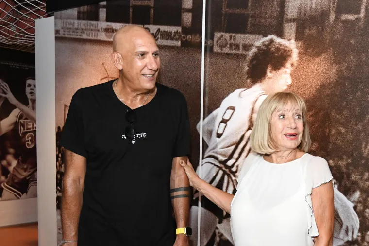 Legendarni ko&scaron;arka&scaron; odao počast Petroviću u &Scaron;ibeniku: 'Danas nema igrača poput Dražena'