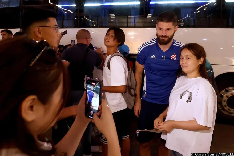 Kao da je stigao Real Madrid: Pogledajte doček za dinamovce u dalekom Kazahstanu, a stiže i nekoliko desetaka Bad Blue Boysa