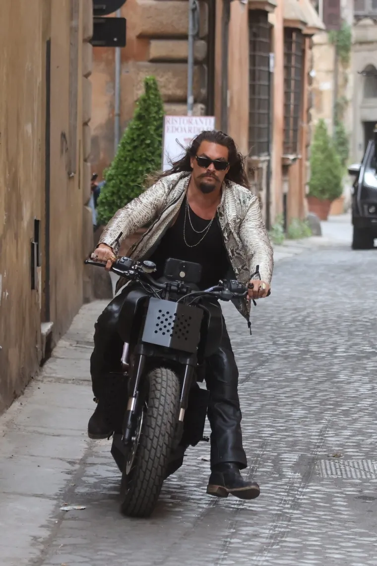 Jason mu nije prvo ime: Fatalni Momoa dugo je ljubio 11 godina stariju, a znate li da je zamalo oženio i ovu glumicu?