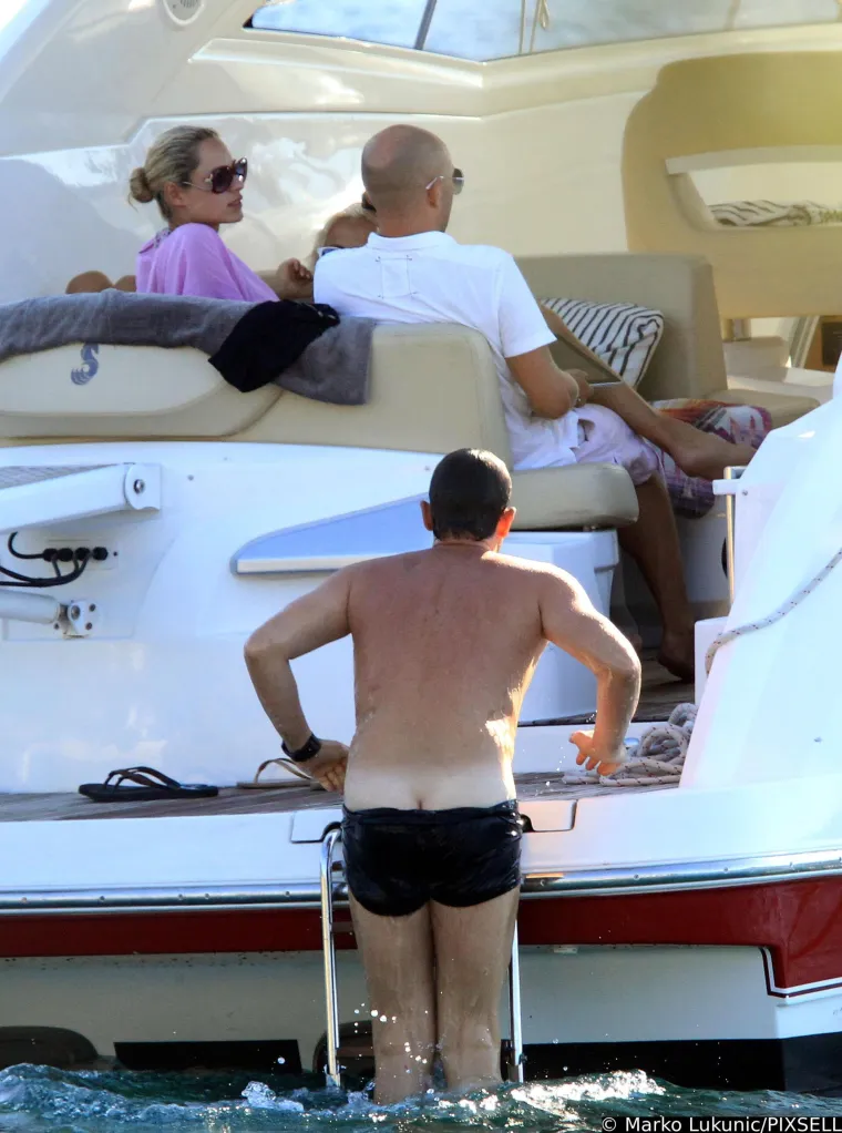 Maja &Scaron;uput je prije Nenada ljubila ovog poduzetnika: Kruže fotografije njihova provoda na jahti od prije 13 godina!