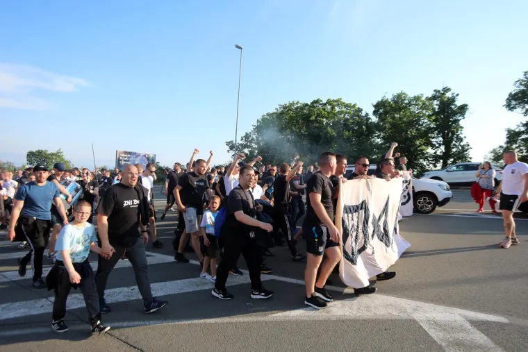 Ovako je to izgledalo prethodnih godina, a nečem sličnom svjedočit ćemo i ove godine: 'Živimo za Rijeku i Hrvatsku'