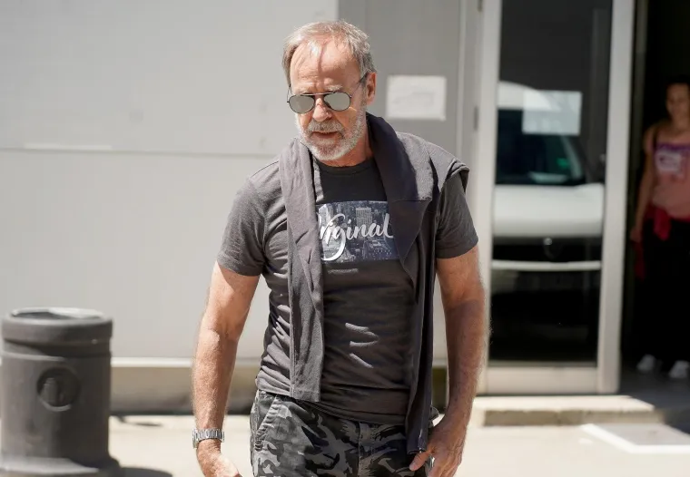 U prvoj hrvatskoj telenoveli Villi Mariji, 2004. glumio je doktora Andriju Posavca, a tri godine kasnije u seriji &quot;Obični  ljudi&quot; tumačio je sporednu gostujuću ulogu Nikole Lončarića. Pojavljivao se u telenoveli RTL-a Zabranjena ljubav 2006. godine gdje je tumačio ulogu čovjeka koji je u vrijeme partizana bio odvojen od svoje velike ljubavi i sina, ali se zatim godinama kasnije vraća i pokušava obnoviti te odnose.