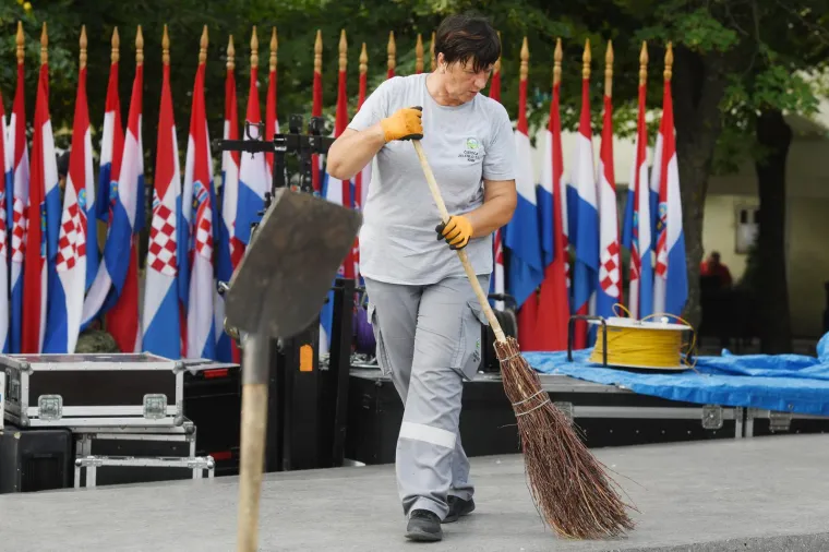 Posljednje pripreme za 'Oluju': Radi se punom parom, strojevi se ne gase, šator postavlja. Kako će sve izgledati?