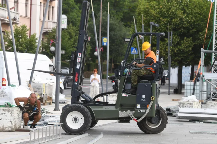 Posljednje pripreme za 'Oluju': Radi se punom parom, strojevi se ne gase, šator postavlja. Kako će sve izgledati?