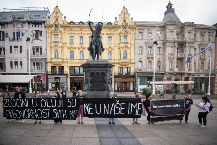 U Zagrebu održana antiratna akcija povodom godišnjice Oluje: 'Ne u naše ime'