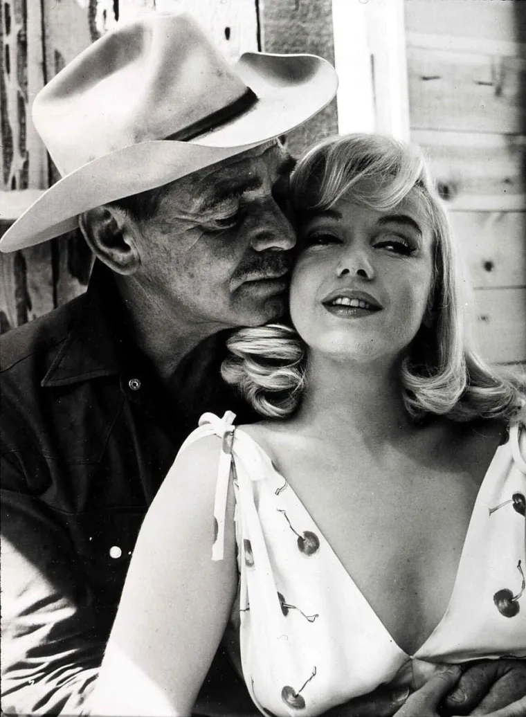 Misterij smrti Marilyn Monroe i danas golica javnost: 'Gola na krevetu, s telefonom u ruci, a jedno je posebno nelogično'