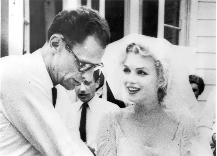 Misterij smrti Marilyn Monroe i danas golica javnost: 'Gola na krevetu, s telefonom u ruci, a jedno je posebno nelogično'