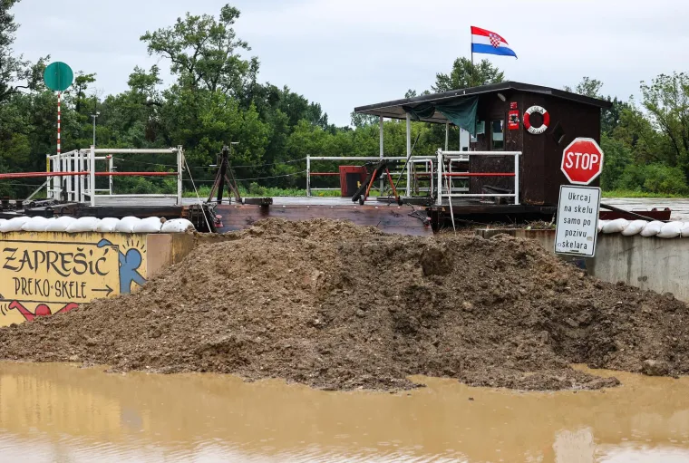 Situacija je kritična: Prizori nabujale Save izazivaju jezu, ovakvo stanje nije viđeno godinama!