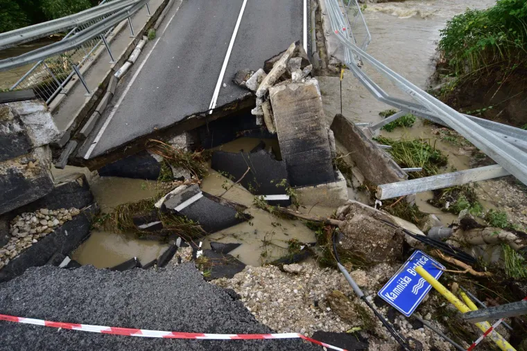 Sjećate li se mosta kojeg je tijekom nevremena u Sloveniji uni&scaron;tila bujica? Evo kako izgleda danas