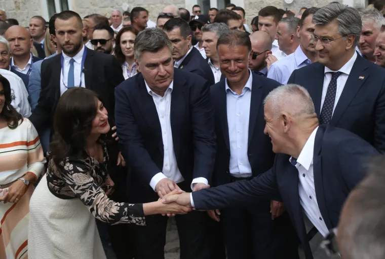 Najprije u Knin, a danas se svi sjatili u Sinj:  Pogledajte tko je sve došao na 308. Alku