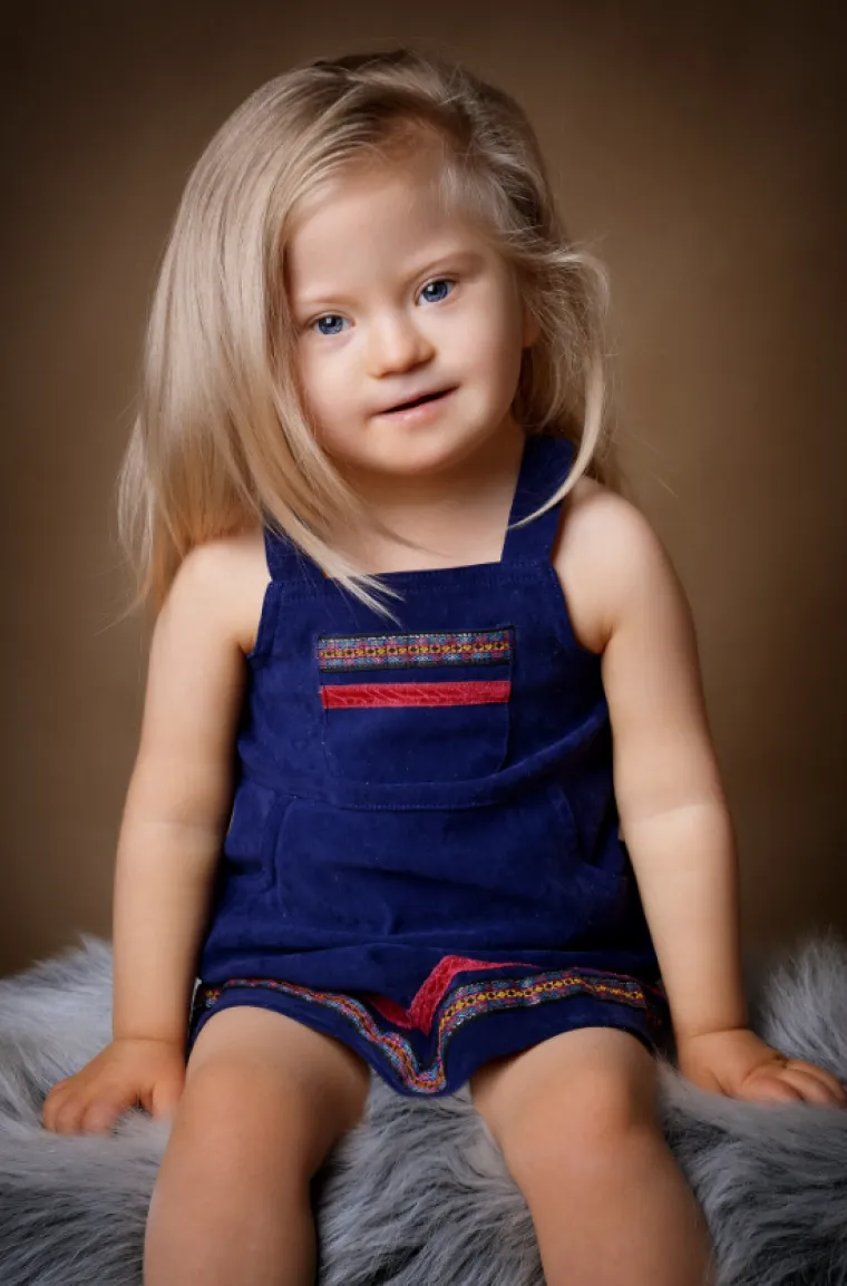 Věra Gabriela je sada 10-godišnja djevojčica koja je nezaustavljiva na putu do uspjeha. Prozvali su je češkom Matovilkom. 