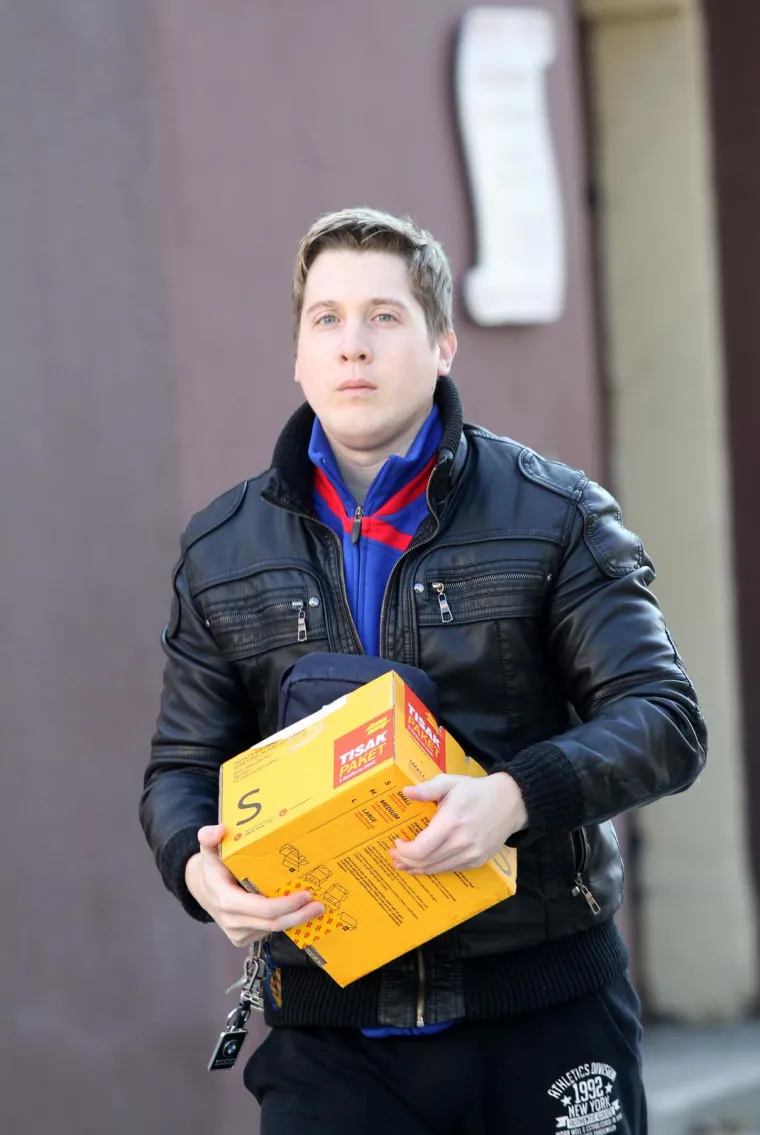 Josip Katalenić nekad je imao vojsku obožavateljica, a njegov striptiz pred osupnutom voditeljicom te&scaron;ko je zaboraviti